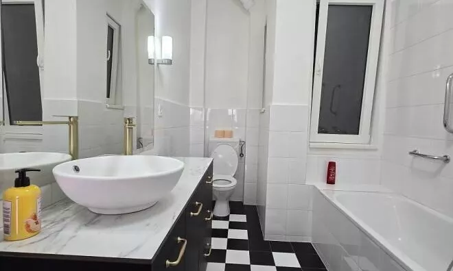 Četvoroiposoban stan | 4zida