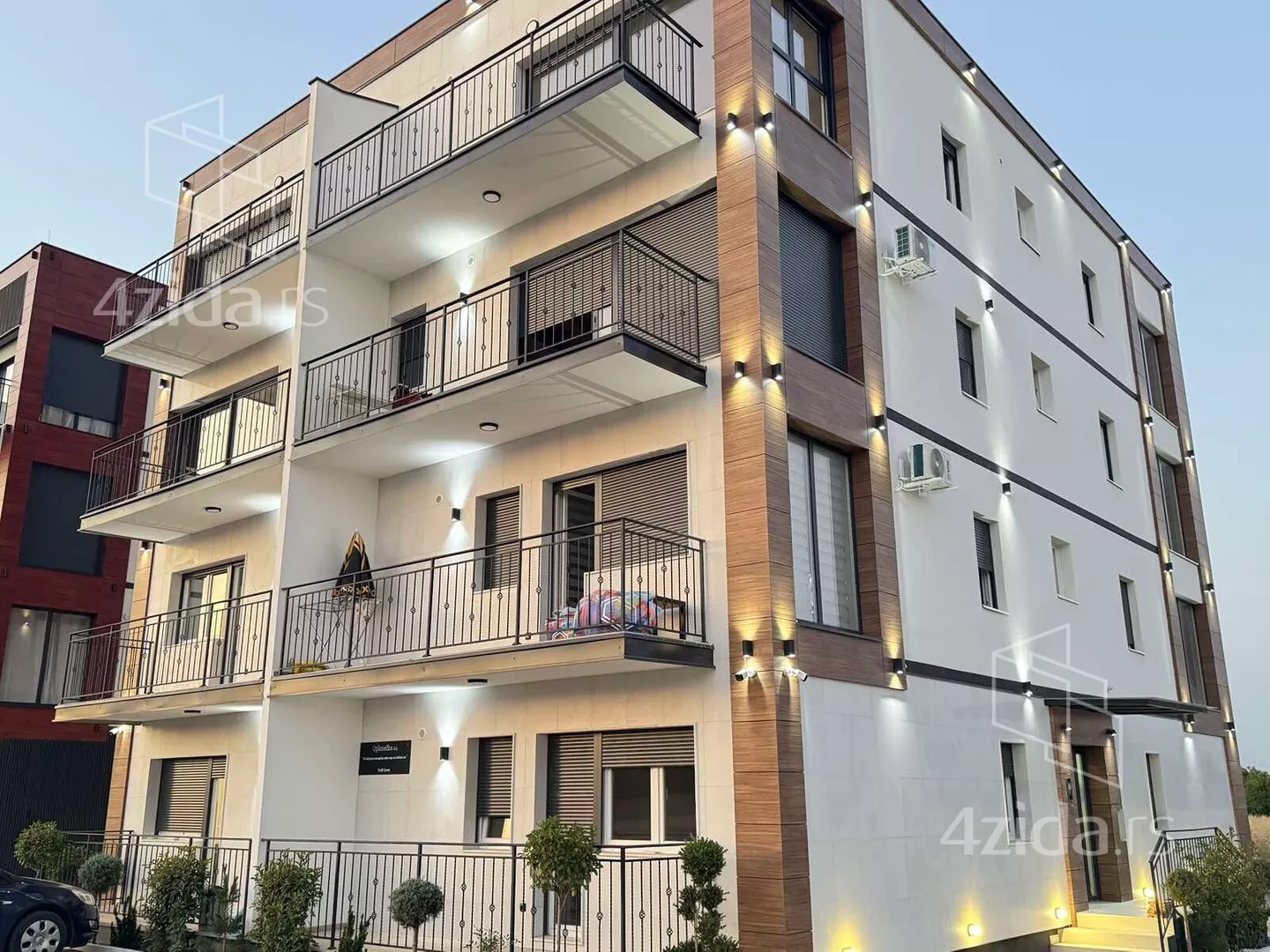 Dvoiposoban stan | 4zida