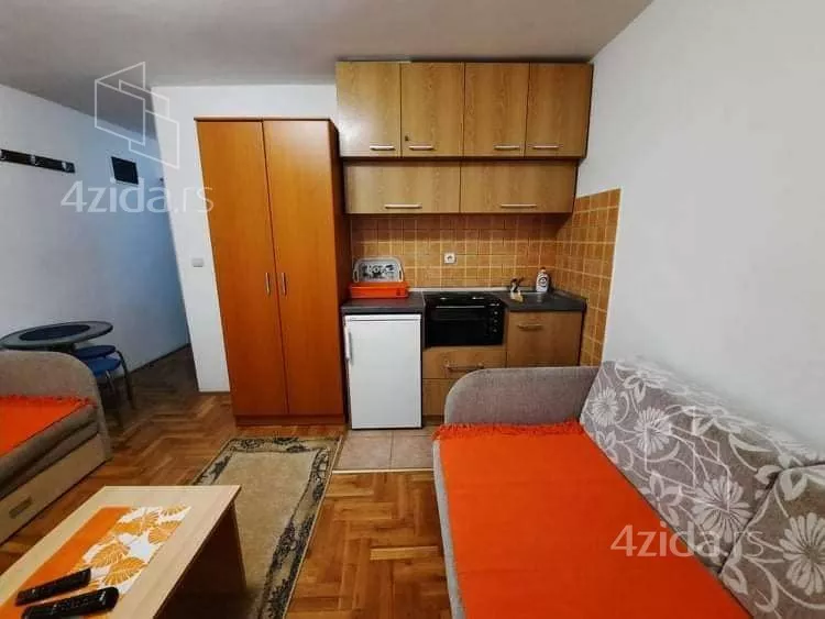 Garsonjera | 4zida