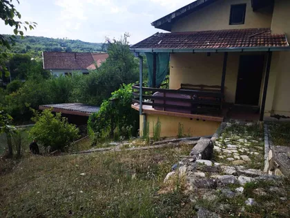 Velika Lomnica | 4zida.rs