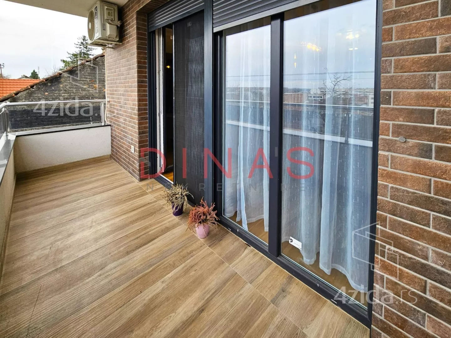 Četvorosoban stan | 4zida