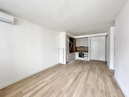 Nikolaja Kravcova | 4zida.rs