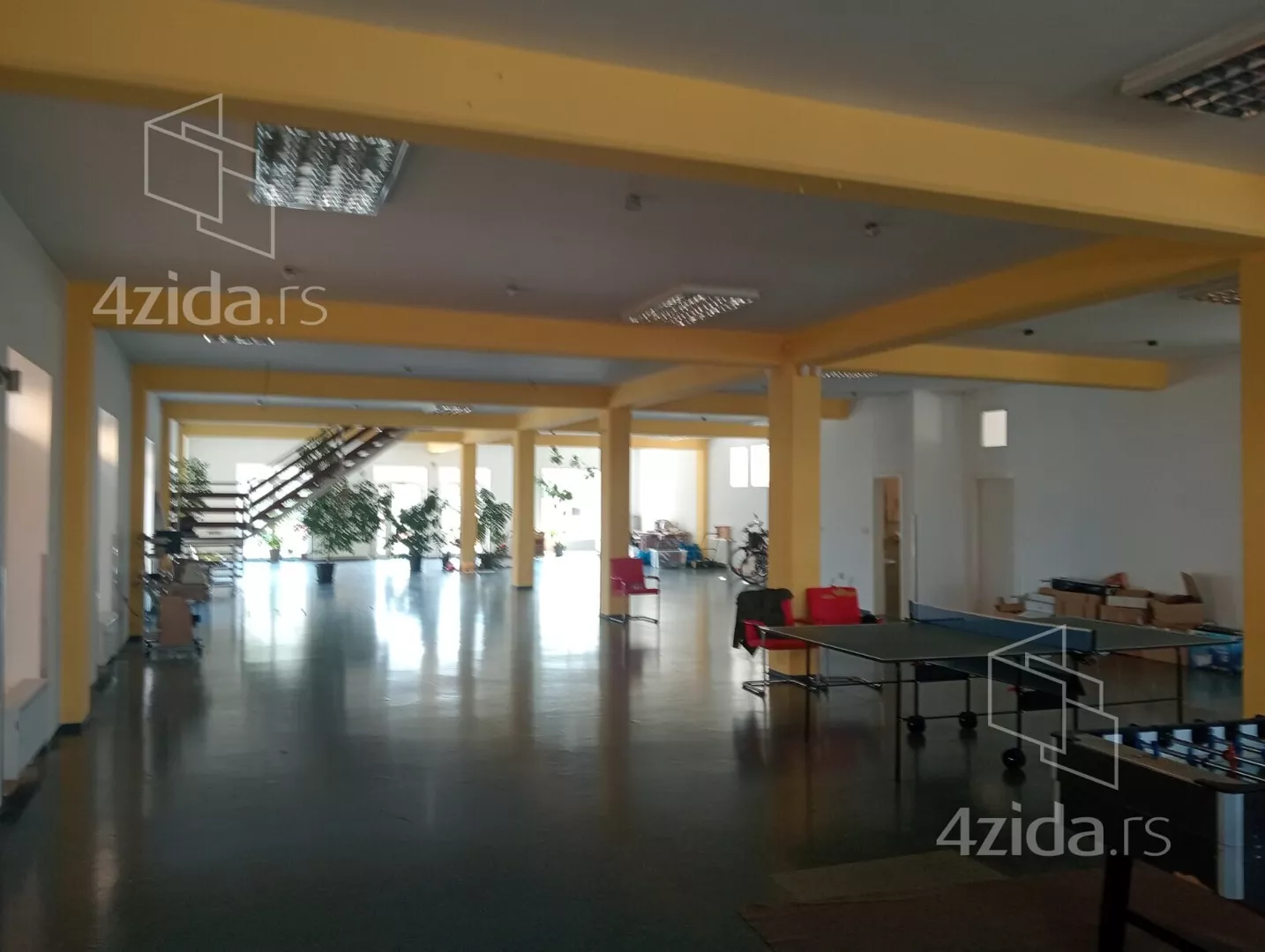 Poslovni prostor | 4zida