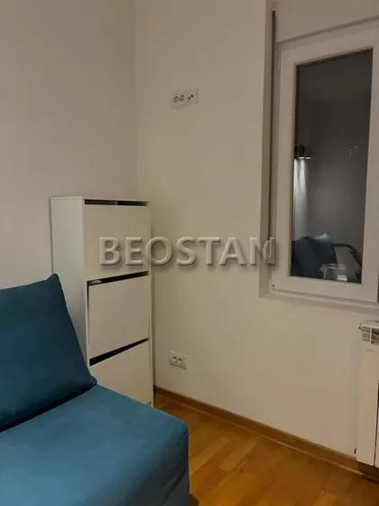 Gospodara Vučića | 4zida.rs