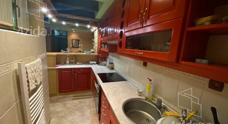 3-etažna kuća | 4zida