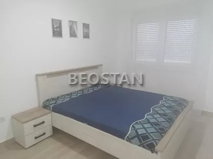 Ugrinovačka | 4zida.rs