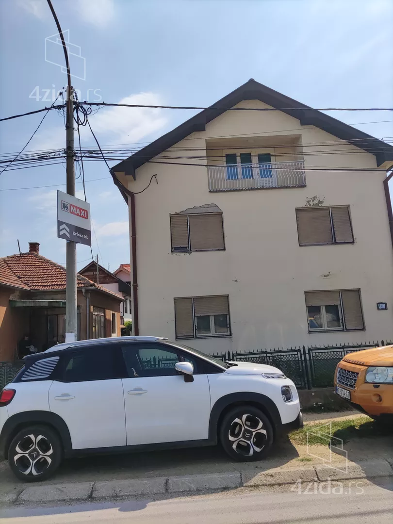 3-etažna kuća | 4zida