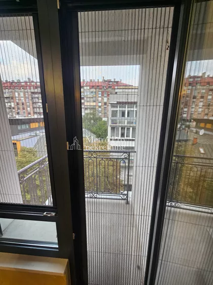 Vojvode Dobrnjca 7 | 4zida.rs