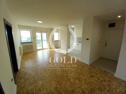 Cara Dušana | 4zida.rs