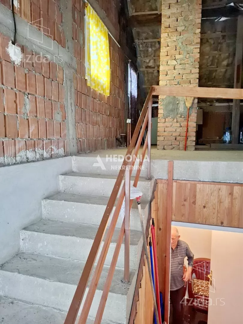 3-etažna kuća | 4zida