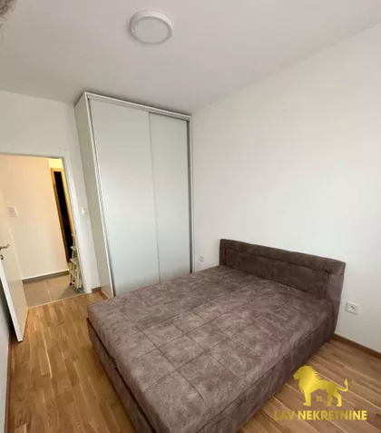 RUMENAČKI PUT | 4zida.rs