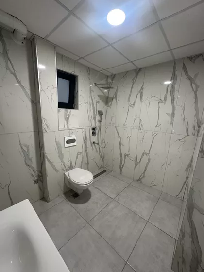 Karađorđeva | 4zida.rs