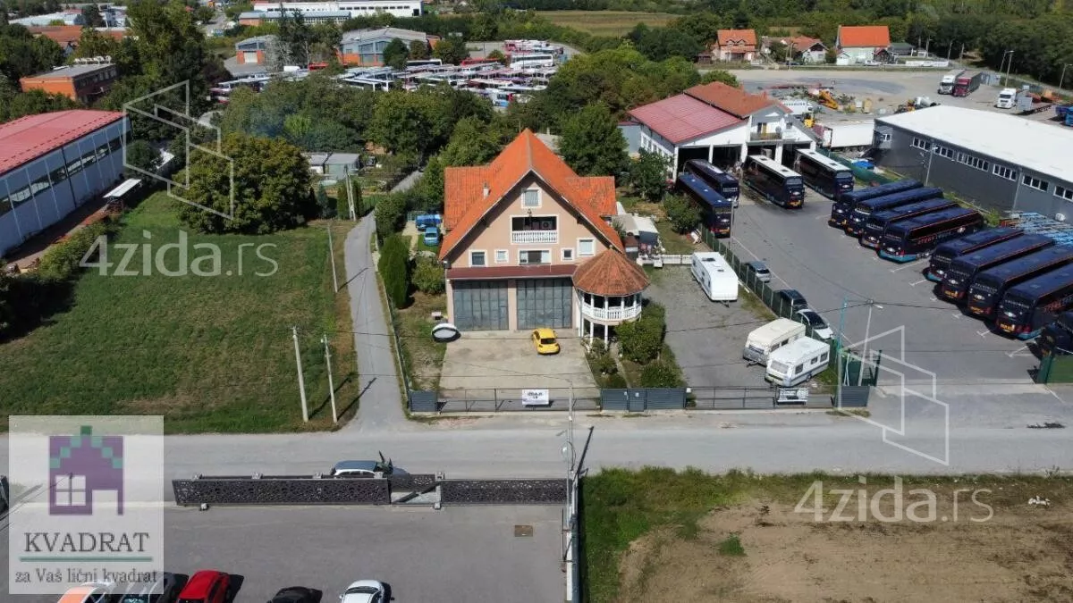 Poslovni prostor | 4zida