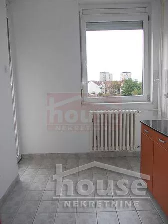 Železnička stanica | 4zida.rs