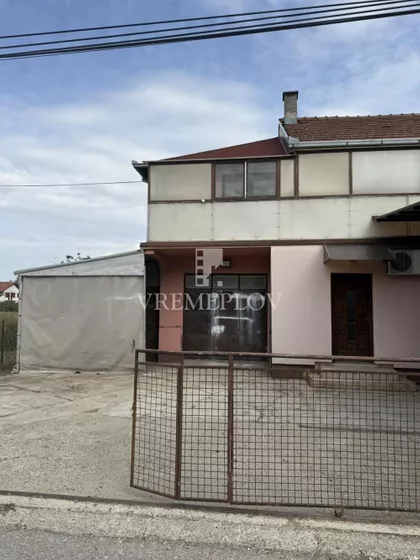 Opovska | 4zida.rs