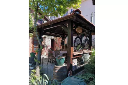 Sremska | 4zida.rs