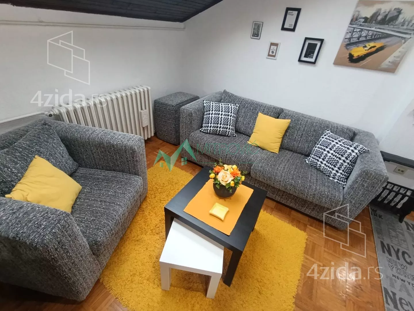 Jednoiposoban stan | 4zida