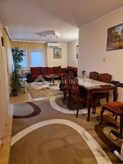 Ugrinovačka | 4zida.rs