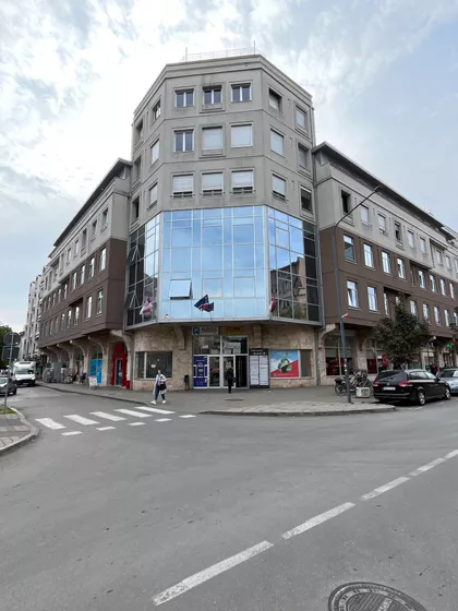 Karađorđeva | 4zida.rs