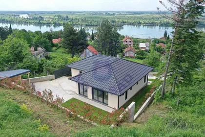 Banoštor | 4zida.rs
