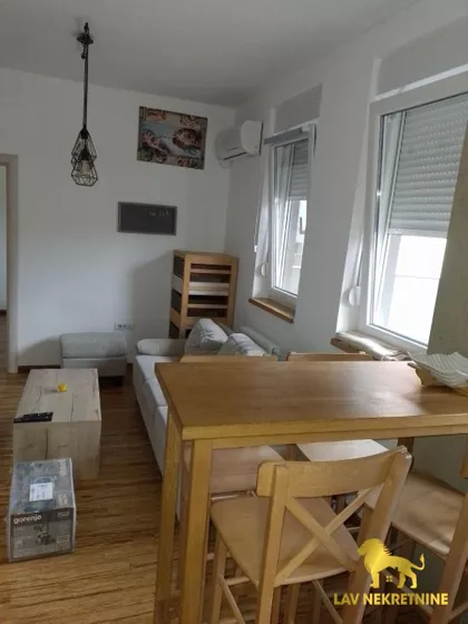 KISAČKA | 4zida.rs