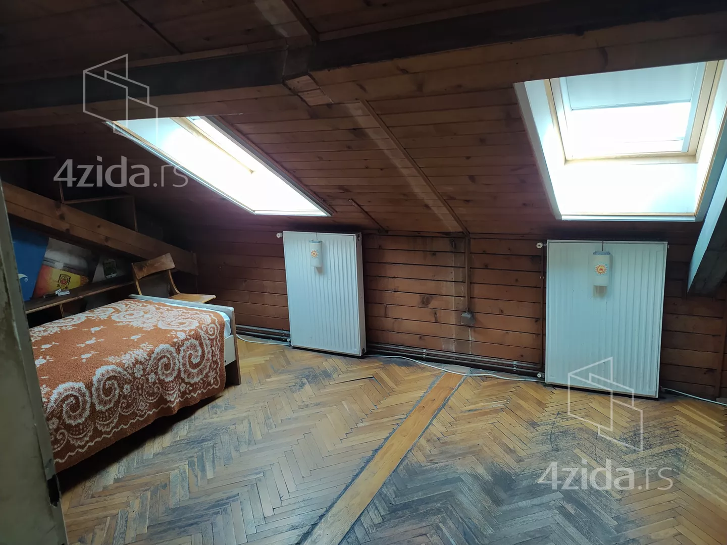 Troiposoban stan | 4zida