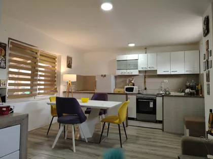 Nemanjina | 4zida.rs