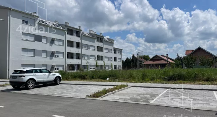 Građevinsko zemljište | 4zida