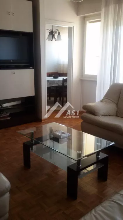 Bulevar Cara Lazara | 4zida.rs