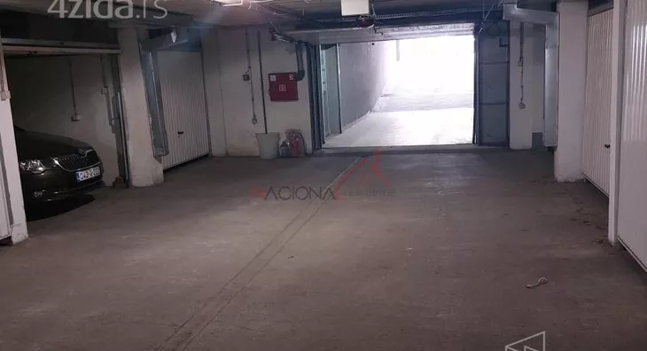 Garaža/Parking | 4zida
