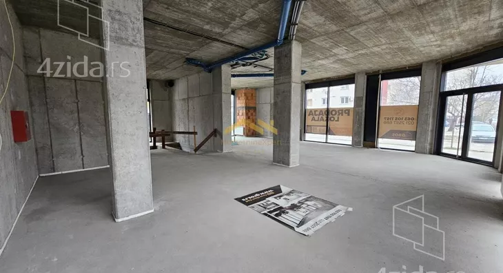 Poslovni prostor | 4zida