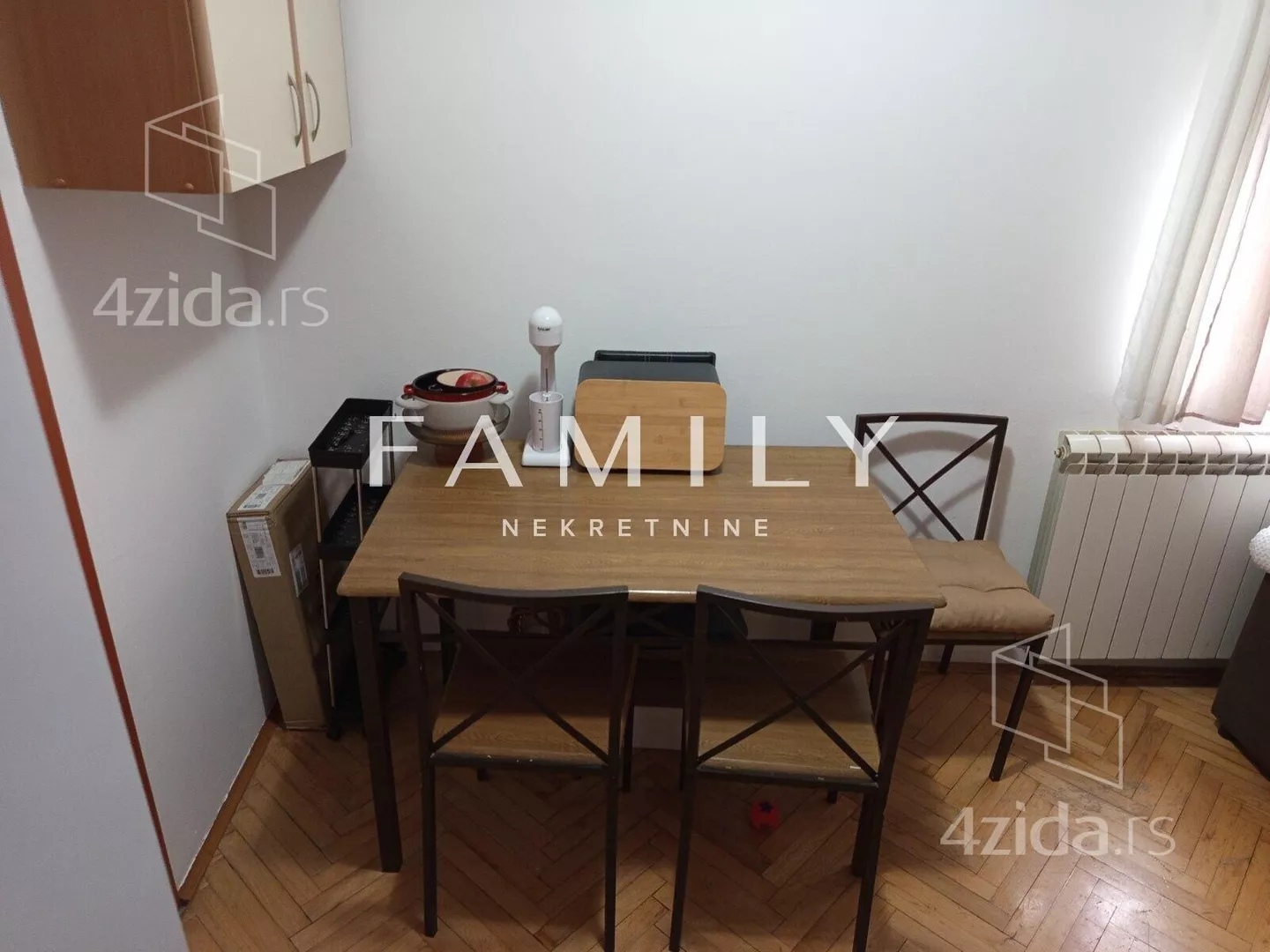 Dvoiposoban stan | 4zida