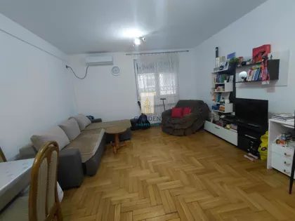 Miljana Miljanića | 4zida.rs