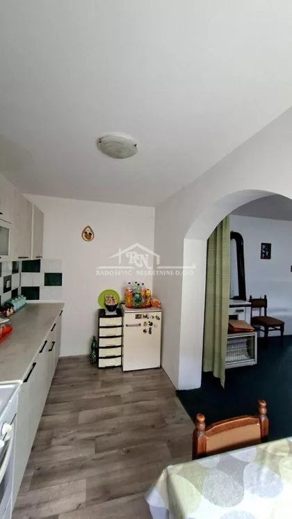 Crvene Armije | 4zida.rs