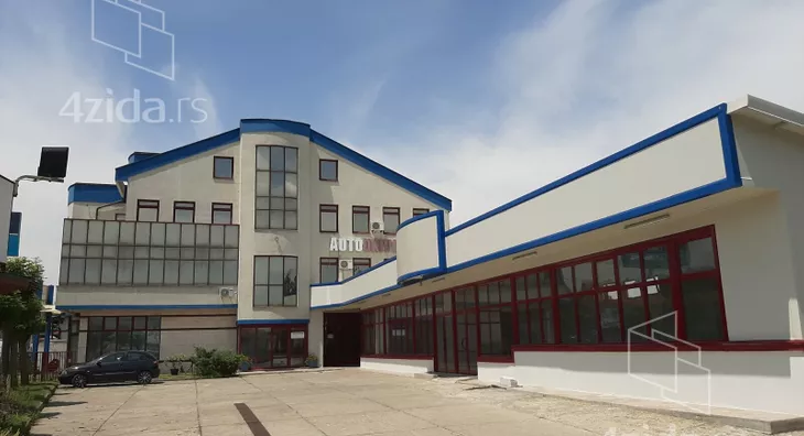 Poslovna zgrada | 4zida