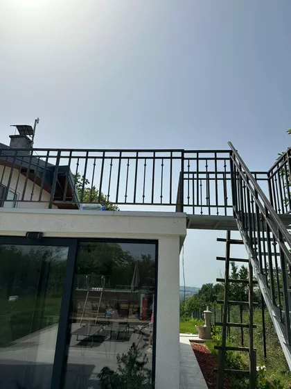 Mislođinska | 4zida.rs