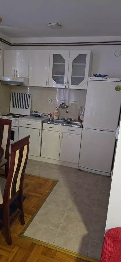 Železnička Kolonija | 4zida.rs