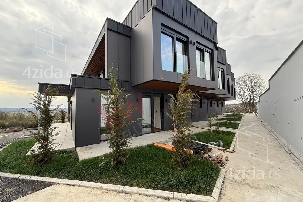 3-etažna kuća | 4zida