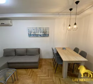 Novi Sad - Centar, Stari Grad, Gradske lokacije, Novi Sad, 1.5 stan | 4zida.rs