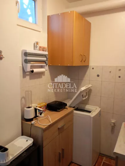 Majska | 4zida.rs