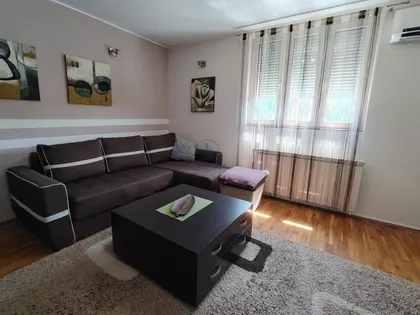 Sremskih boraca | 4zida.rs
