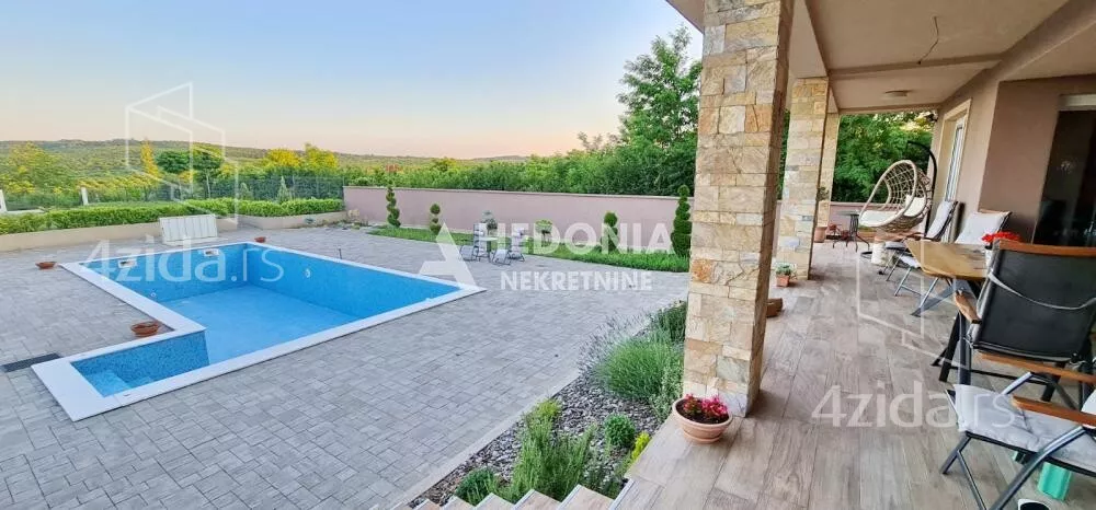 3-etažna kuća | 4zida