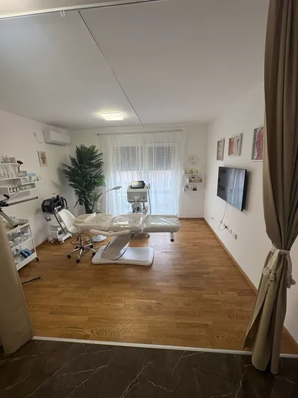 Karađorđeva | 4zida.rs