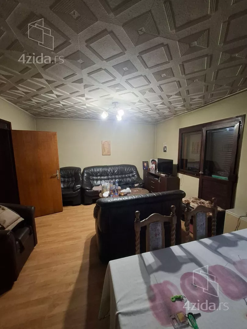 3-etažna kuća | 4zida