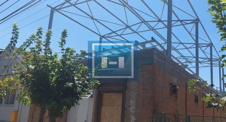 Poslovna zgrada | 4zida