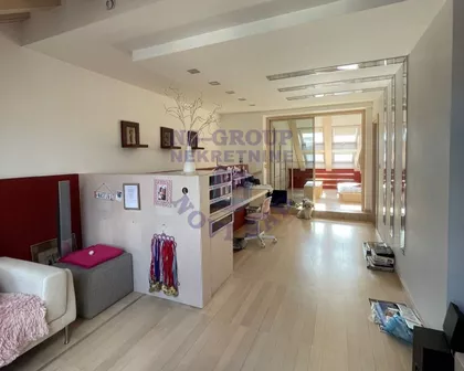 Lipov Gaj | 4zida.rs