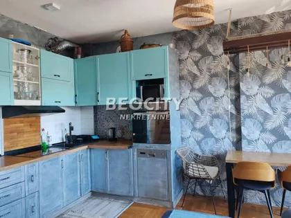 Polgar Andrasa | 4zida.rs