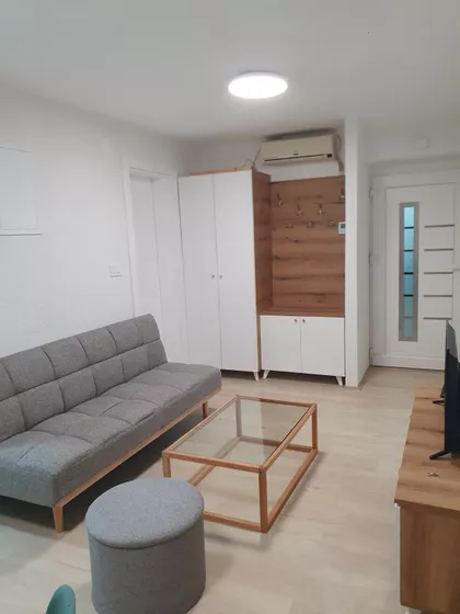 Miloša Svetića 11 | 4zida.rs