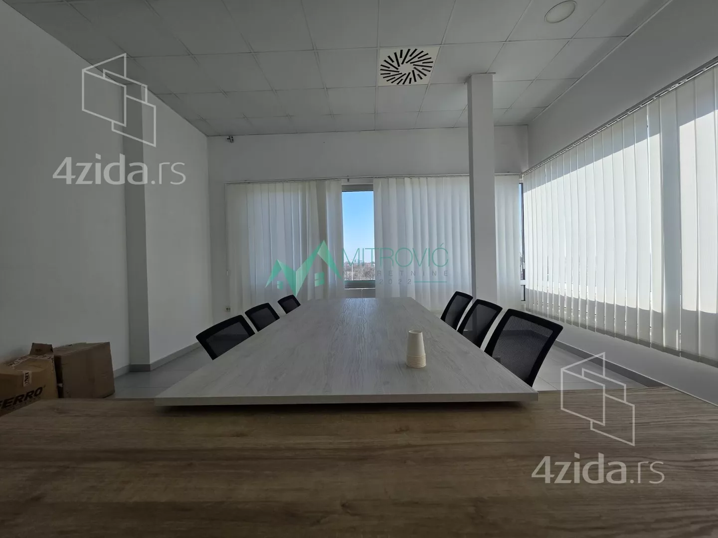 Poslovni prostor | 4zida