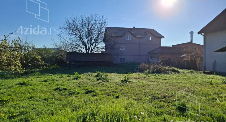 Građevinsko zemljište | 4zida